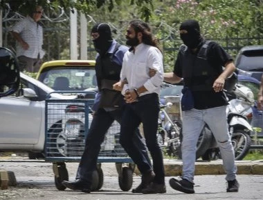Ελεύθερος με περιοριστικούς όρους ο Κ.Μπαρμπαρούσης